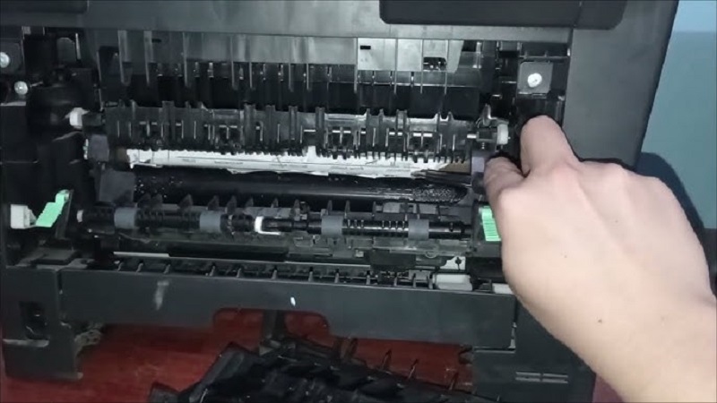 Inceppamento carta sul fusore Brother MFC